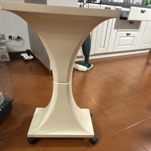 Tavolino laterale bianco